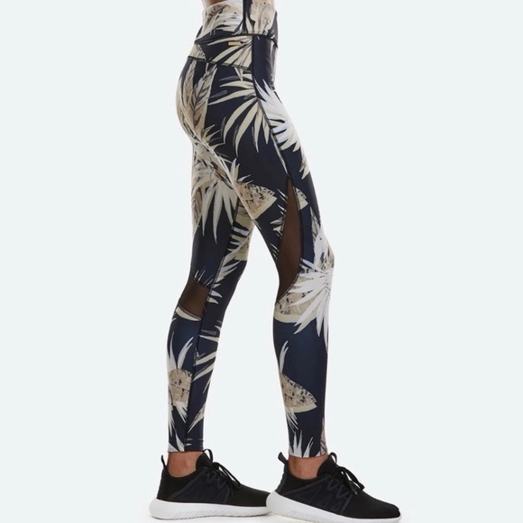 ALALA Tropic Captain Ankle Tight/leggings - Picture 1 of 16